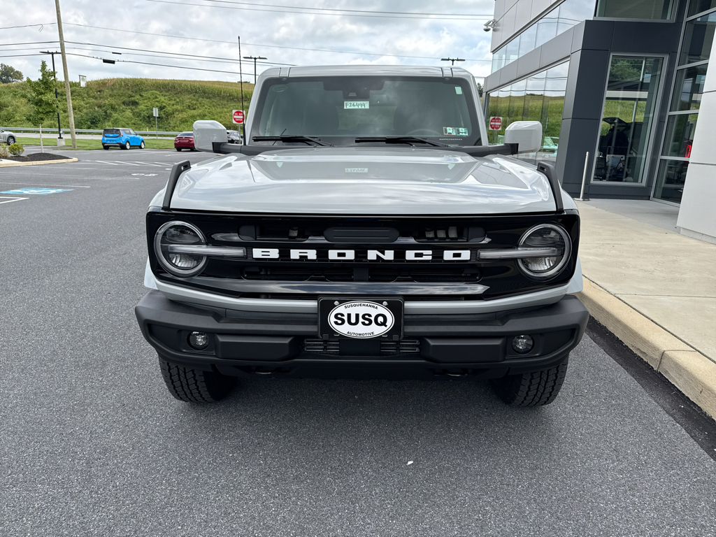 New 2026 Avalanche Gray Ford Outer Banks image 2