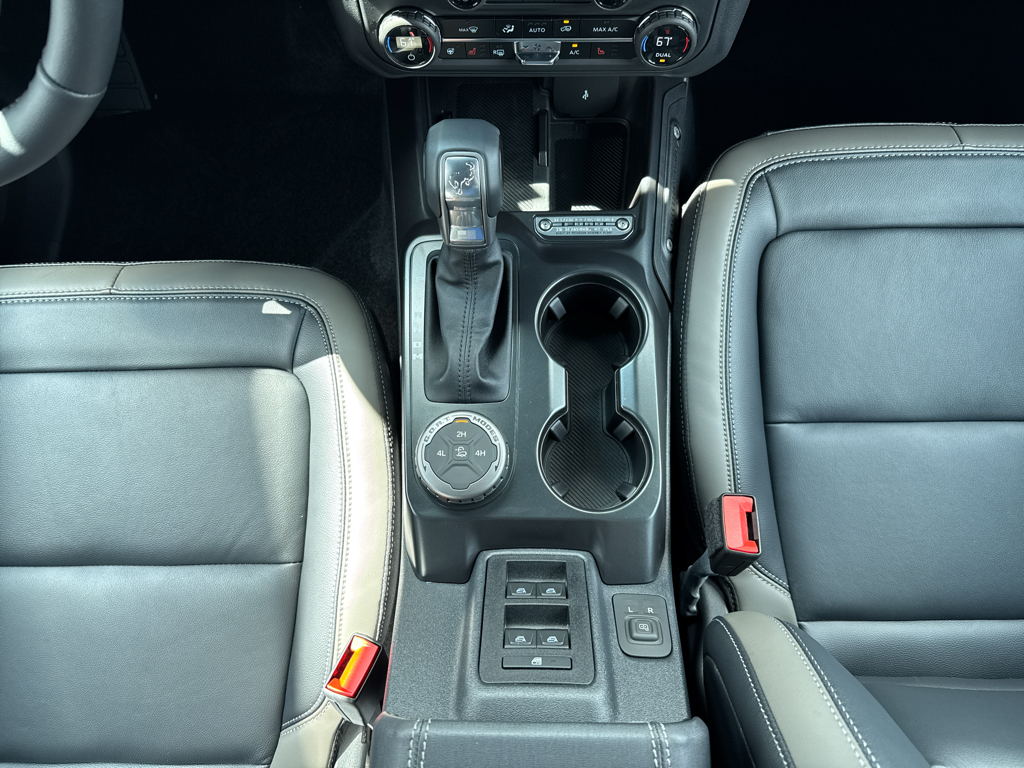 New 2026 Avalanche Gray Ford Outer Banks image 20