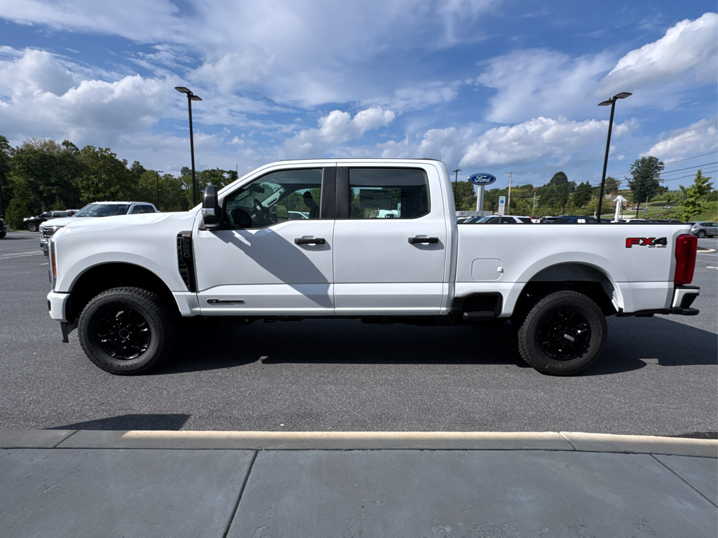 New 2026 Oxford White Ford XL image 14