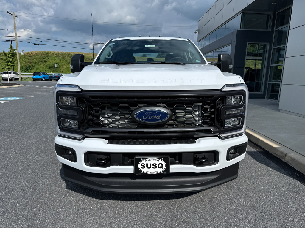 New 2026 Oxford White Ford XL image 13