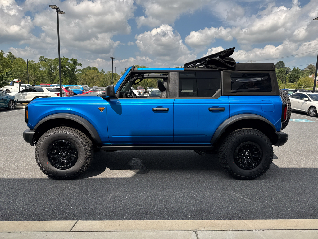 New 2026 Velocity Blue Metallic Ford Badlands image 13