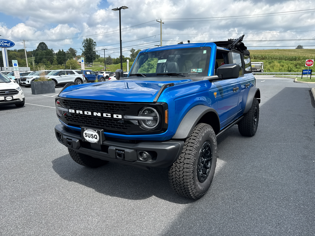 New 2026 Velocity Blue Metallic Ford Badlands image 17