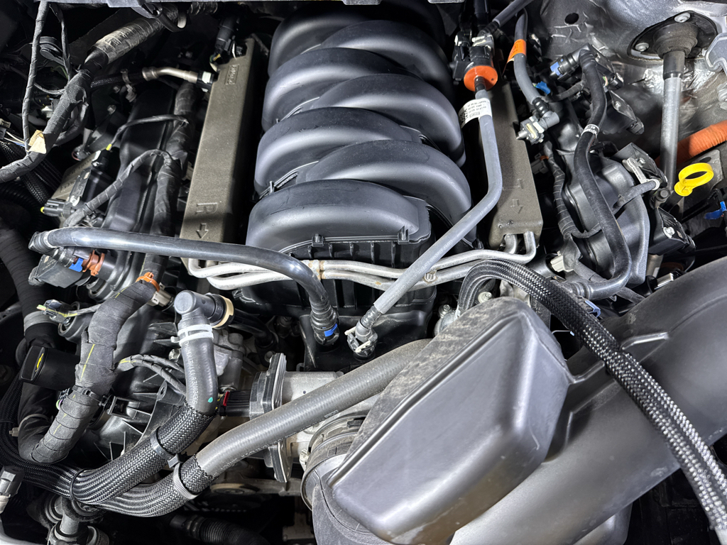 Used 2022 Oxford White Ford LARIAT image 4