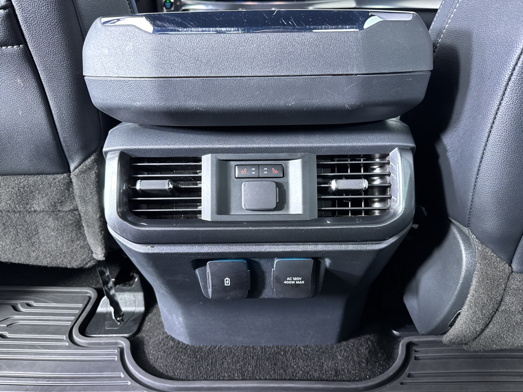 Used 2022 Oxford White Ford LARIAT image 24