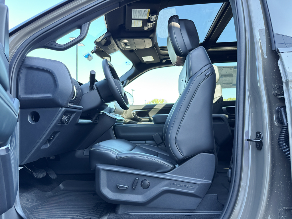 New 2027 Marsh Gray Ford Platinum image 5