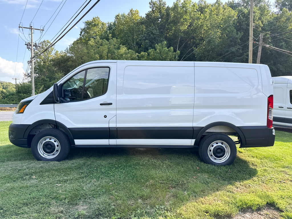 New 2027 Oxford White Ford Base image 13