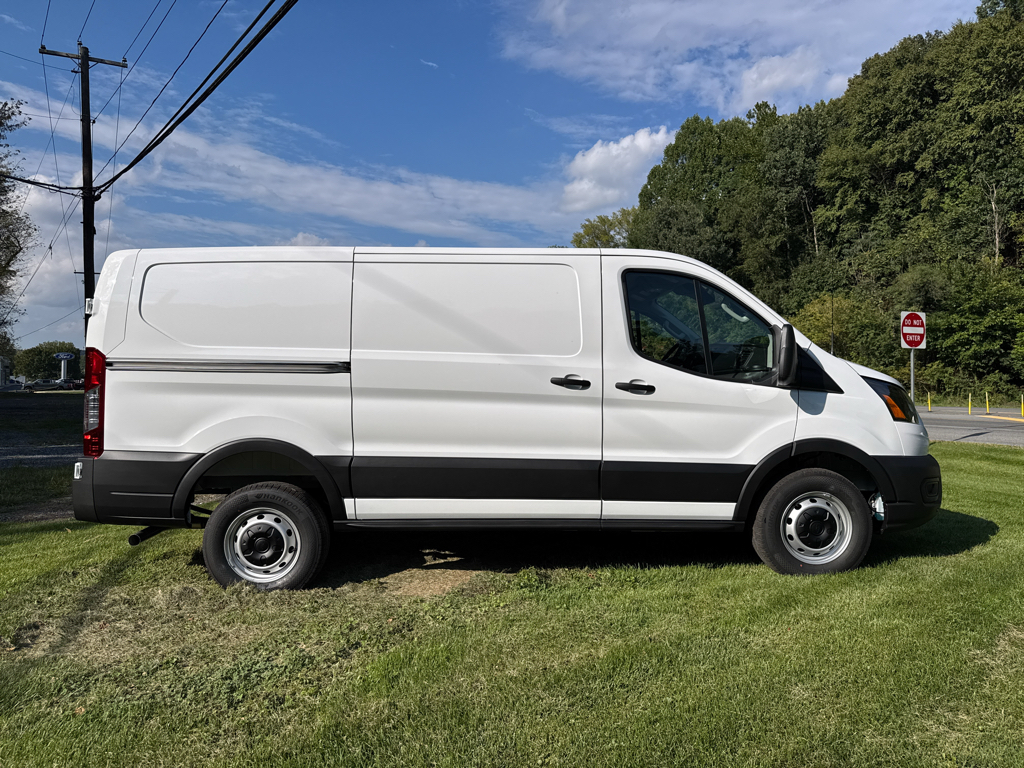 New 2027 Oxford White Ford Base image 14