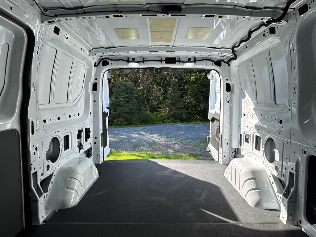 New 2027 Oxford White Ford Base image 9