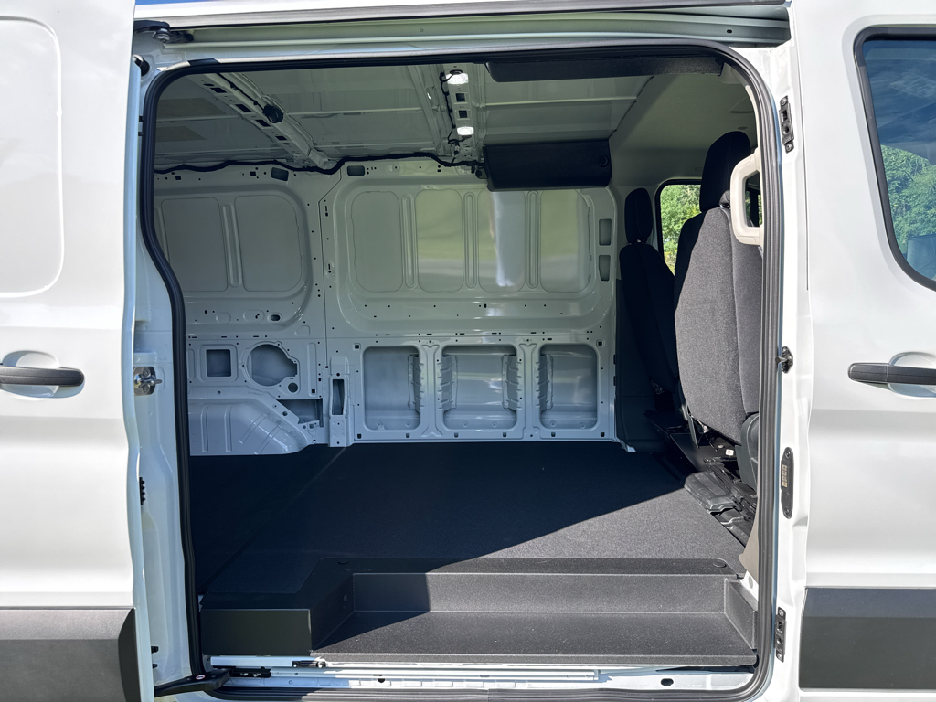 New 2027 Oxford White Ford Base image 6