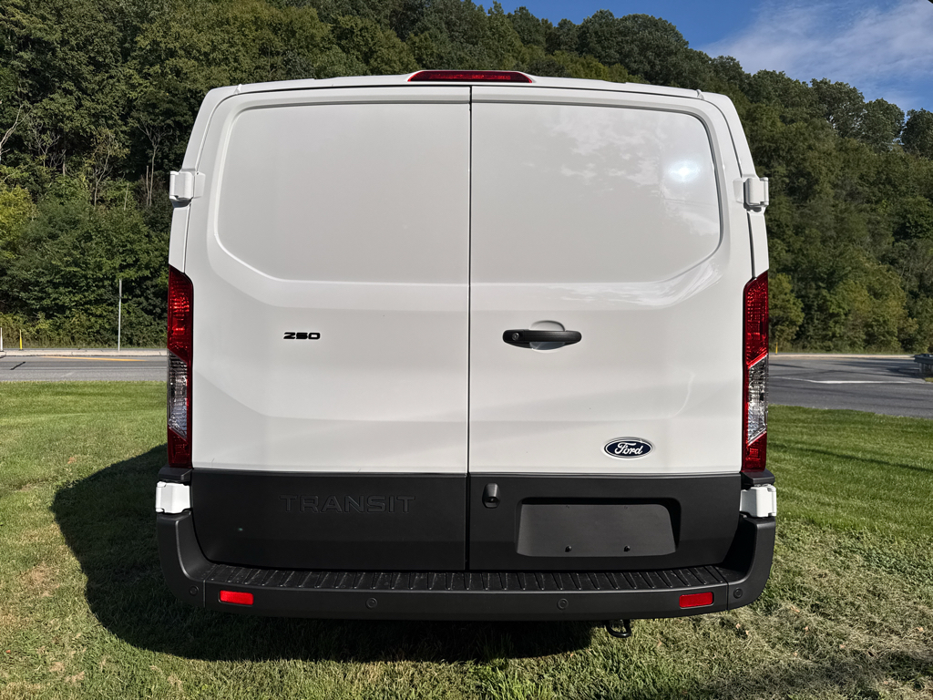 New 2027 Oxford White Ford Base image 12
