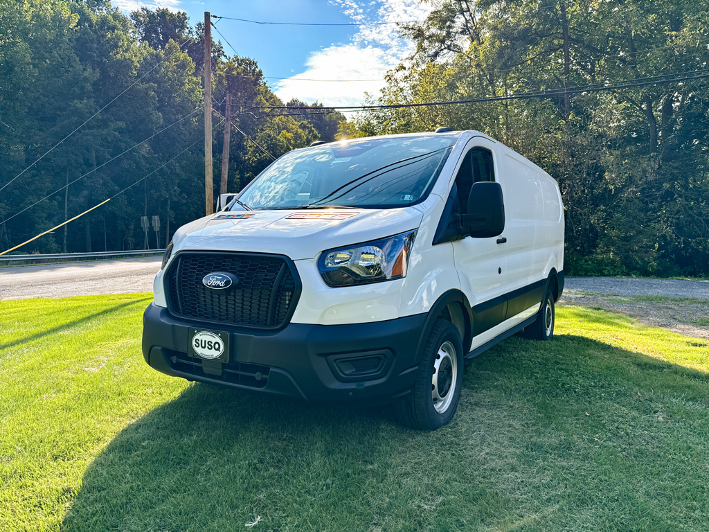 New 2027 Oxford White Ford Base image 18
