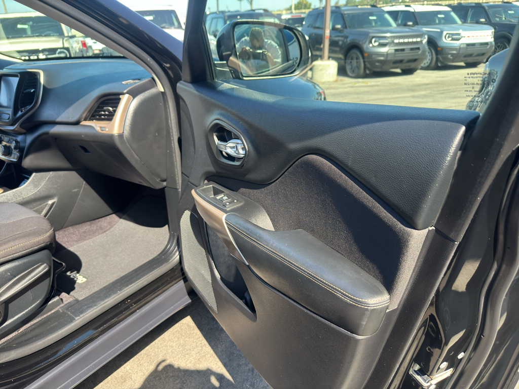 car-gallery-18