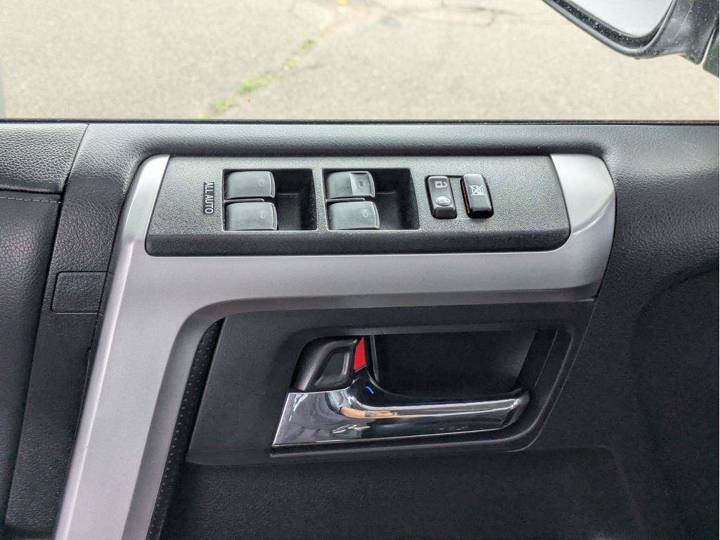 2024 Toyota 4Runner Limited - Photo 21