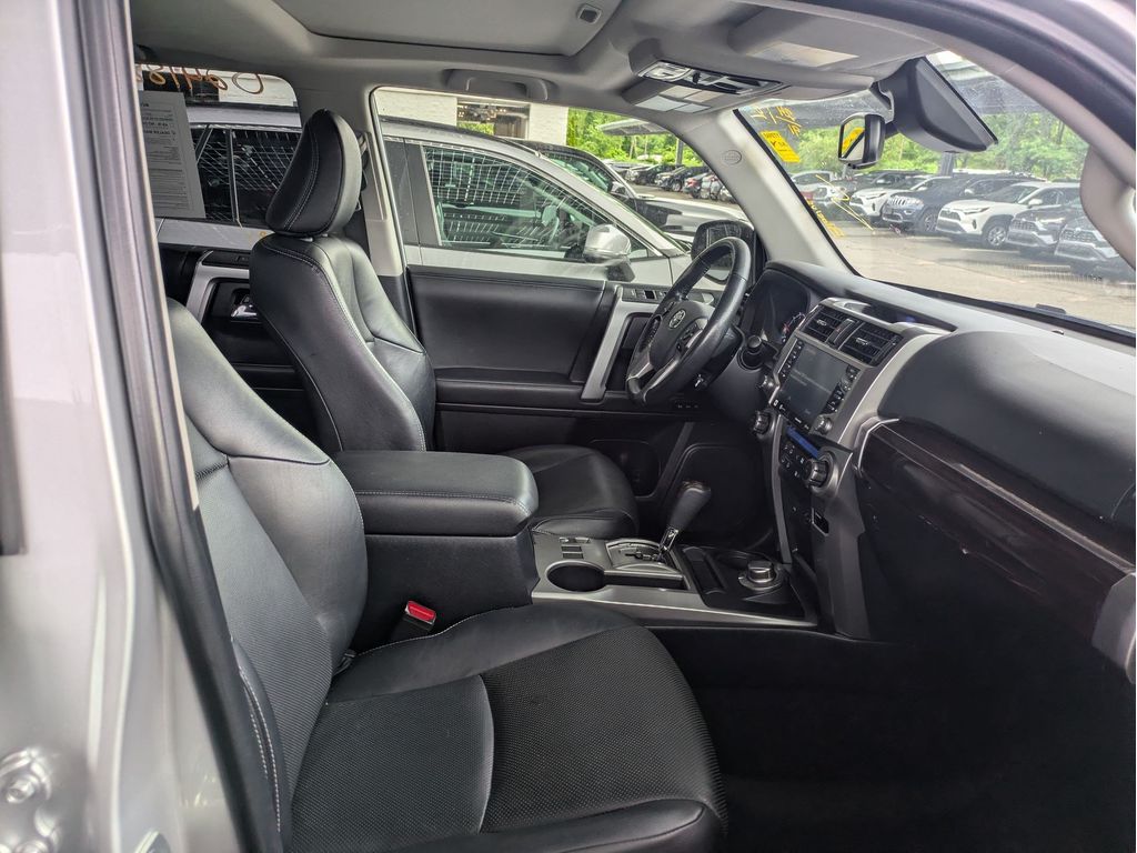 2024 Toyota 4Runner Limited - Photo 19