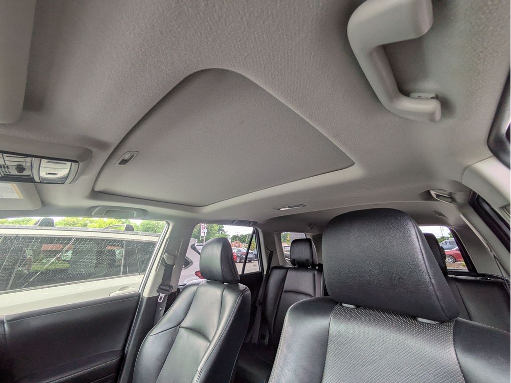 2024 Toyota 4Runner Limited - Photo 8