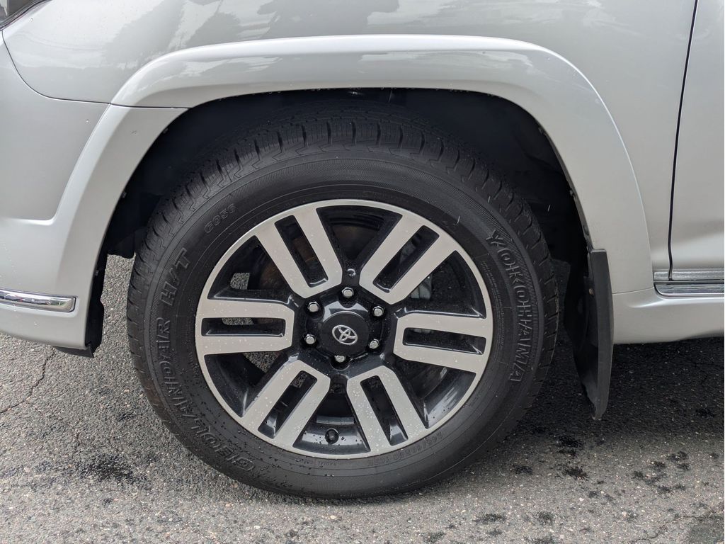 2024 Toyota 4Runner Limited - Photo 28