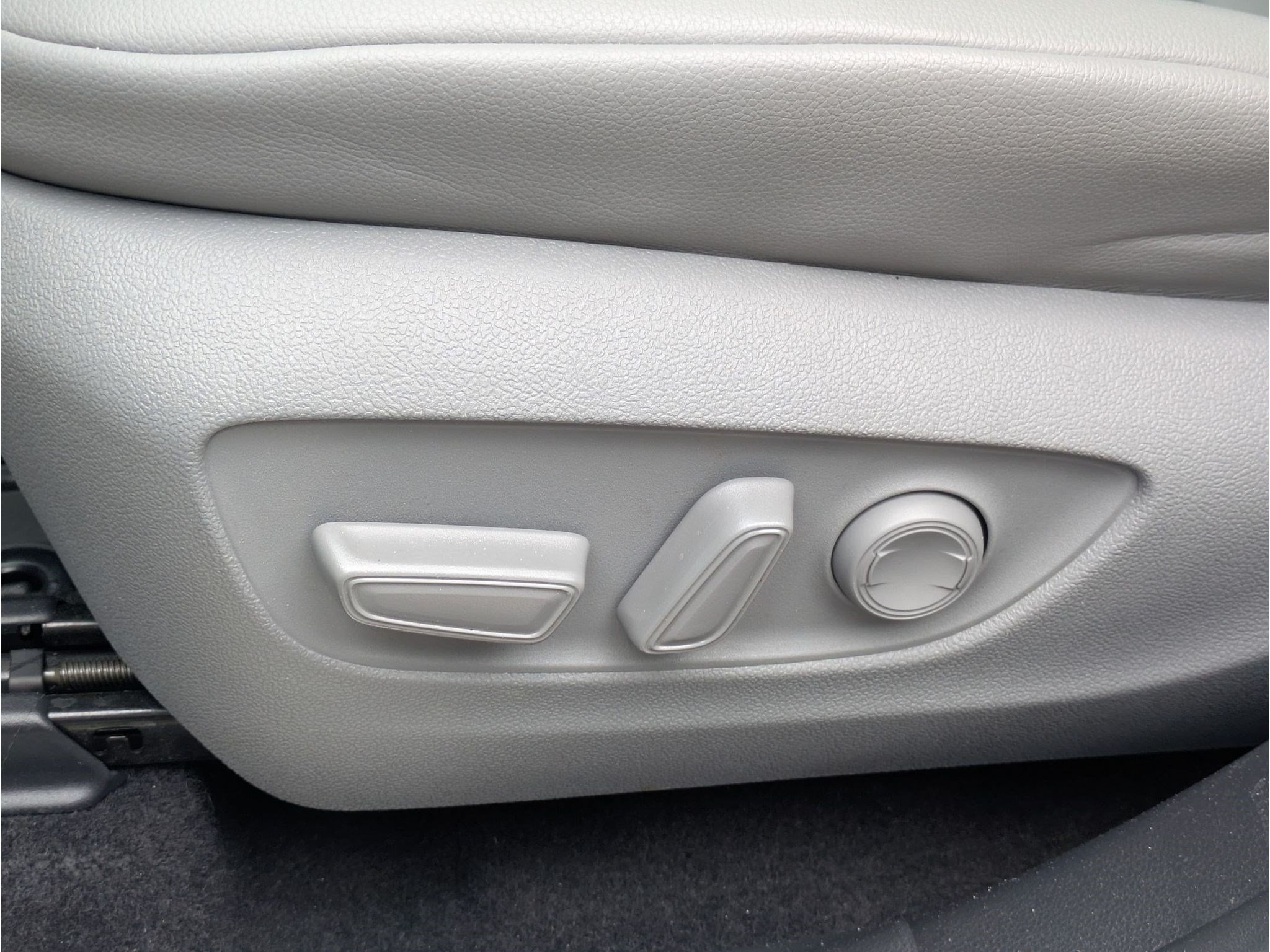 Used 2024 Toyota Highlander SUV