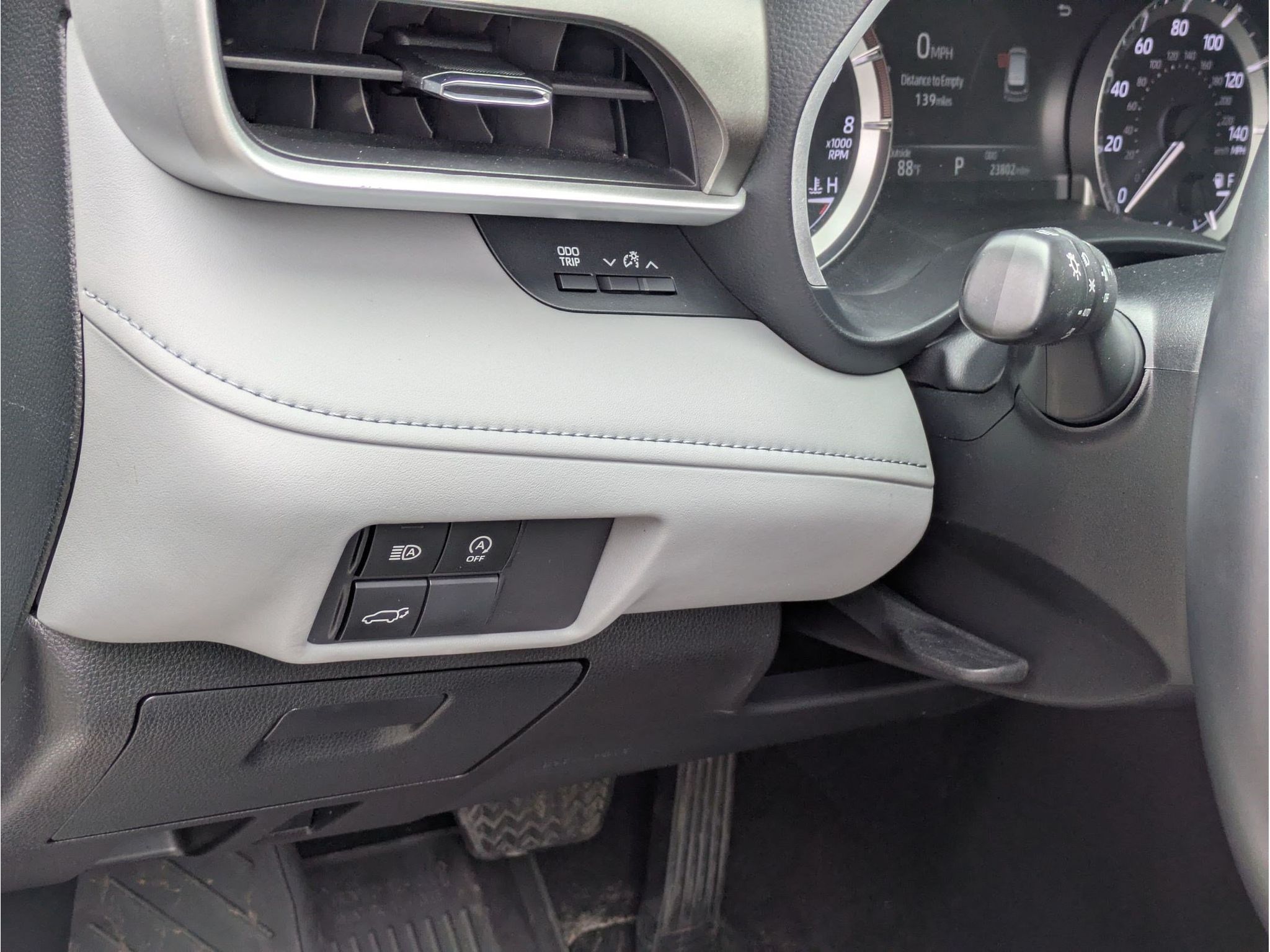 Used 2024 Toyota Highlander SUV