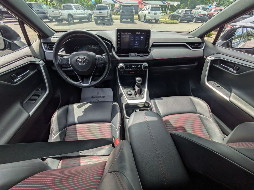 2021 Toyota RAV4 XSE - Photo 11
