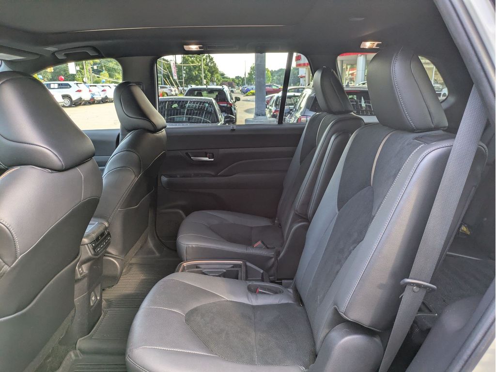 Used 2024 Toyota Grand Highlander Hybrid SUV