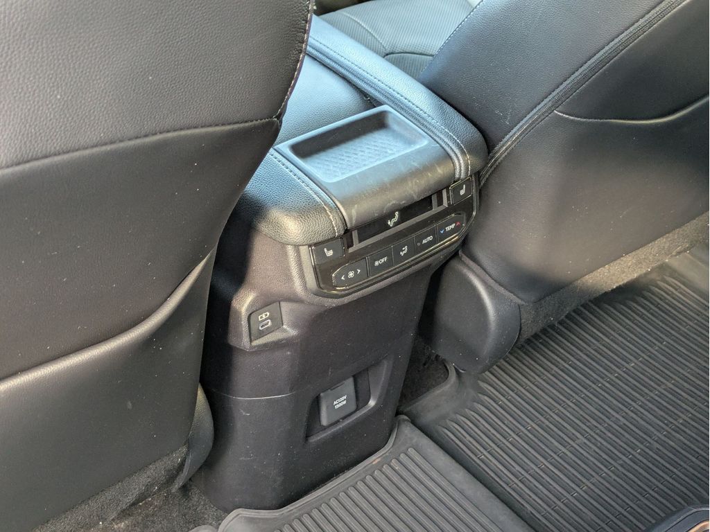 Used 2024 Toyota Grand Highlander Hybrid SUV
