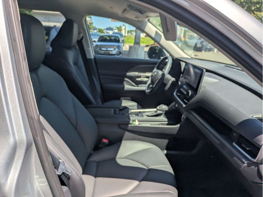 Used 2024 Toyota Grand Highlander SUV