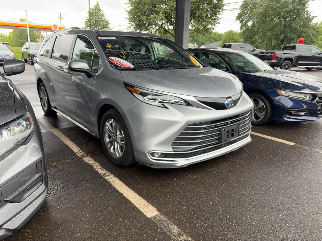2023 Toyota Sienna