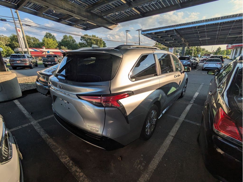 Used 2023 Toyota Sienna Van