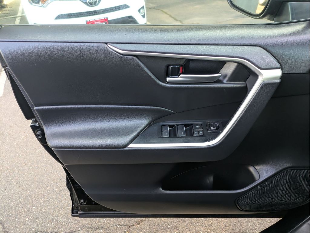 Used 2025 Toyota RAV4 SUV