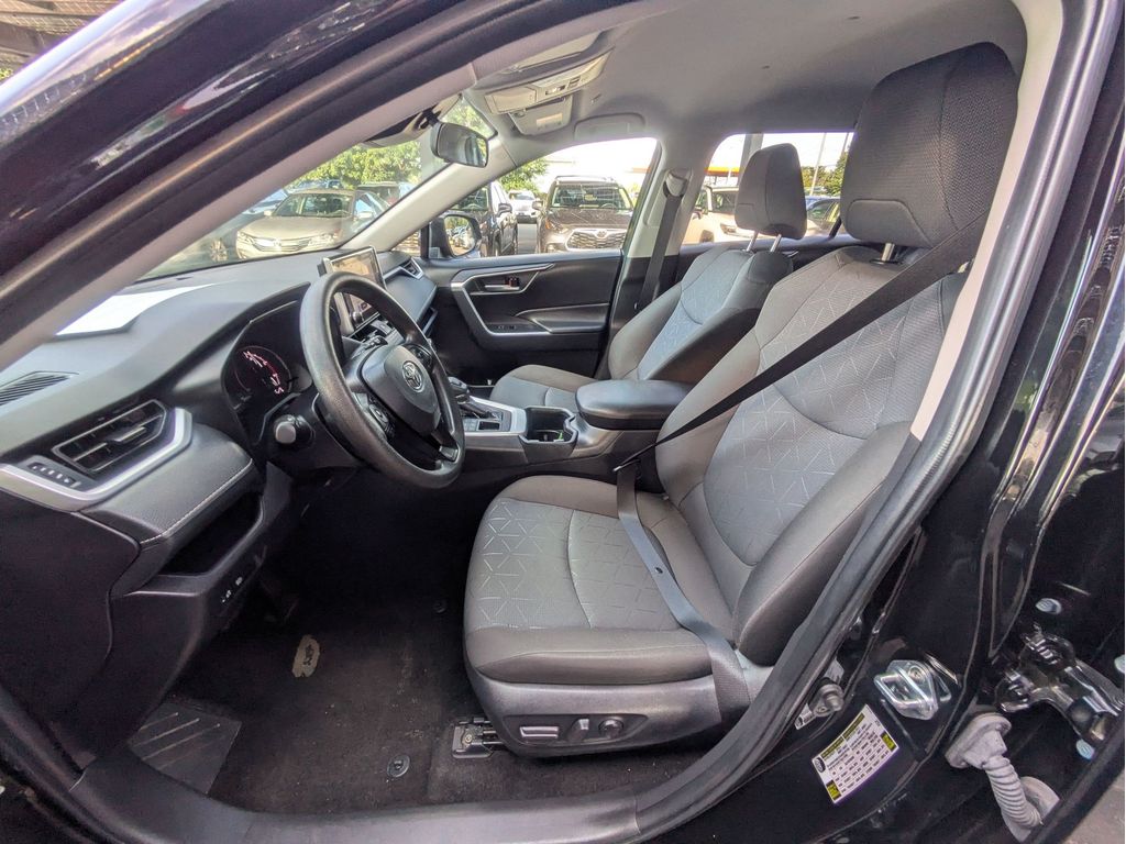 Used 2025 Toyota RAV4 SUV