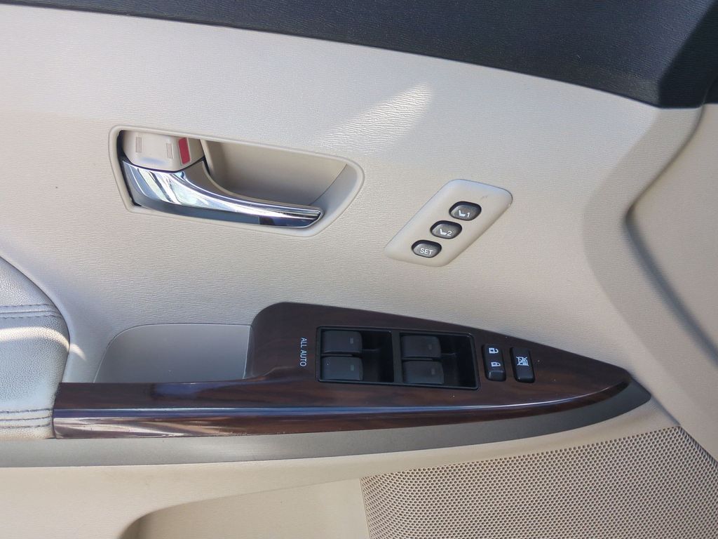 Used 2014 Toyota Venza SUV