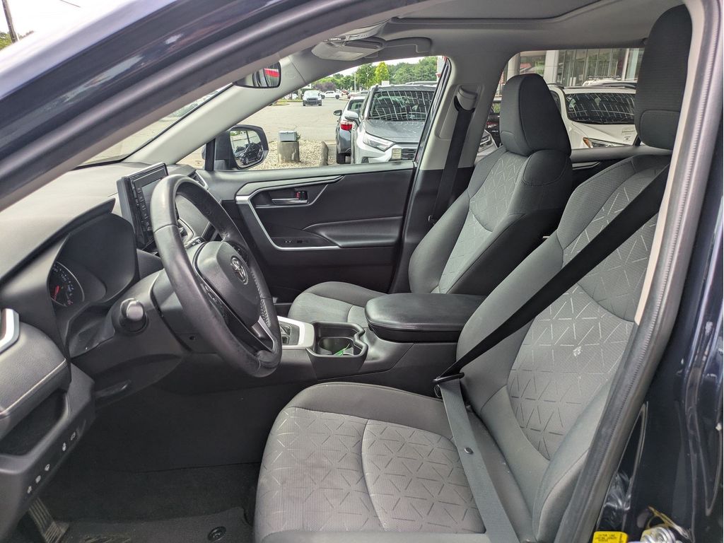 Used 2021 Toyota RAV4 SUV