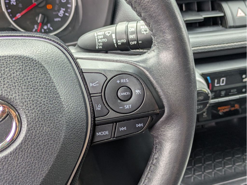 Used 2021 Toyota RAV4 SUV