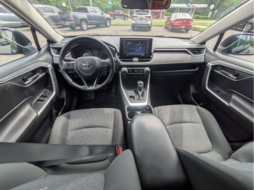 Used 2021 Toyota RAV4 SUV