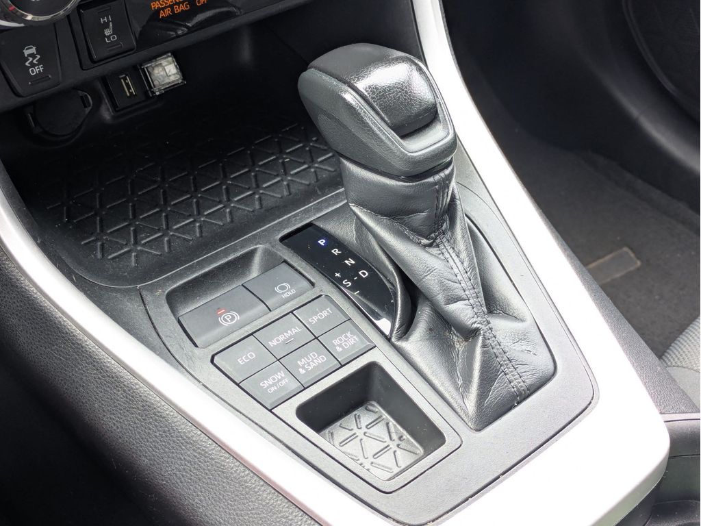 Used 2021 Toyota RAV4 SUV