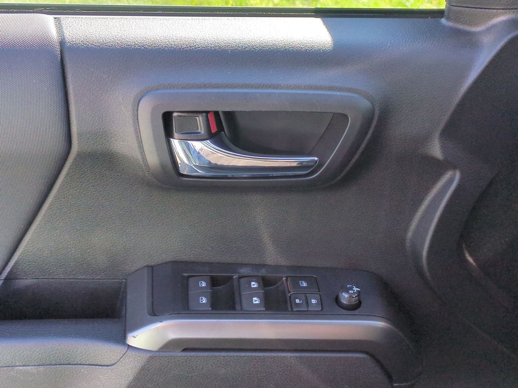 Used 2021 Toyota Tacoma Truck