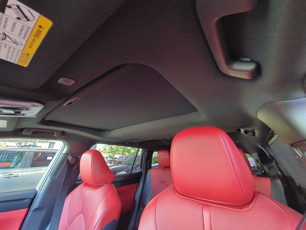 Used 2023 Toyota Highlander SUV