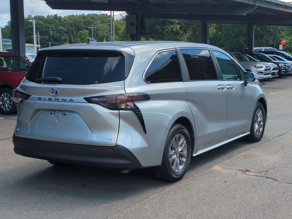 Used 2025 Toyota Sienna Van