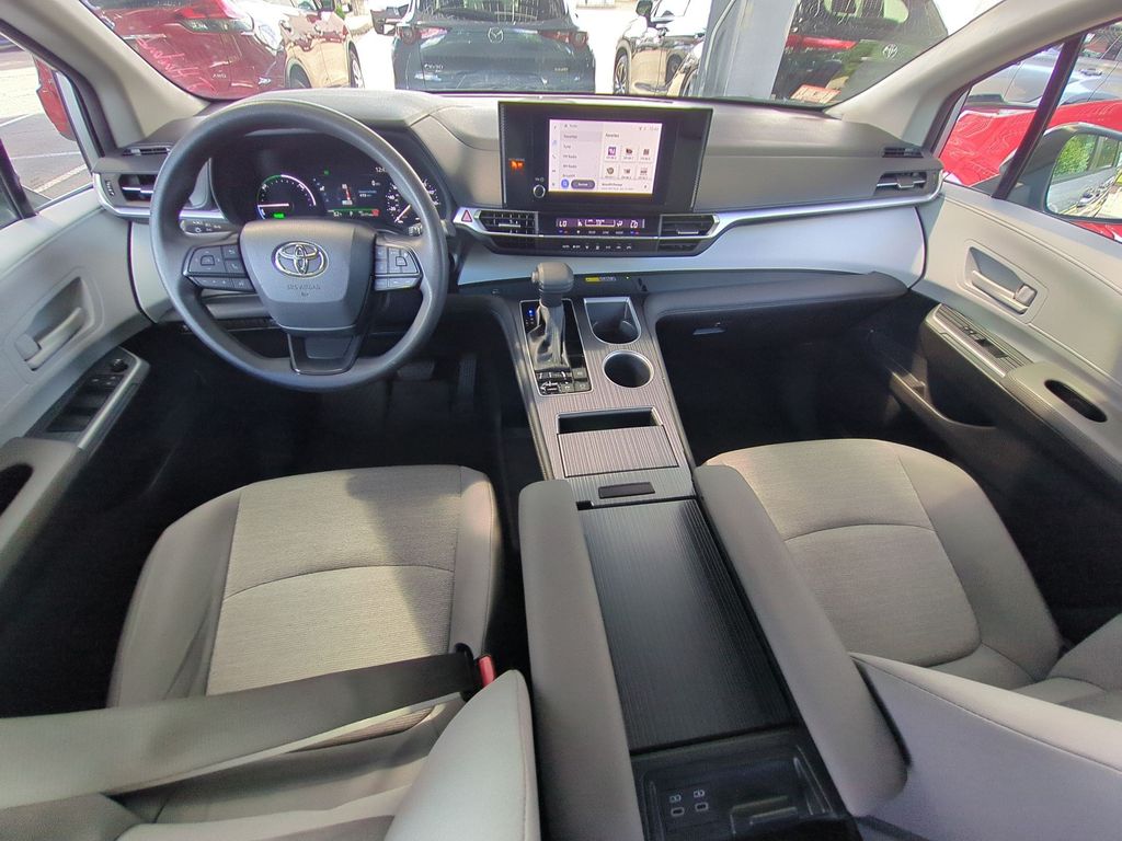 Used 2025 Toyota Sienna Van
