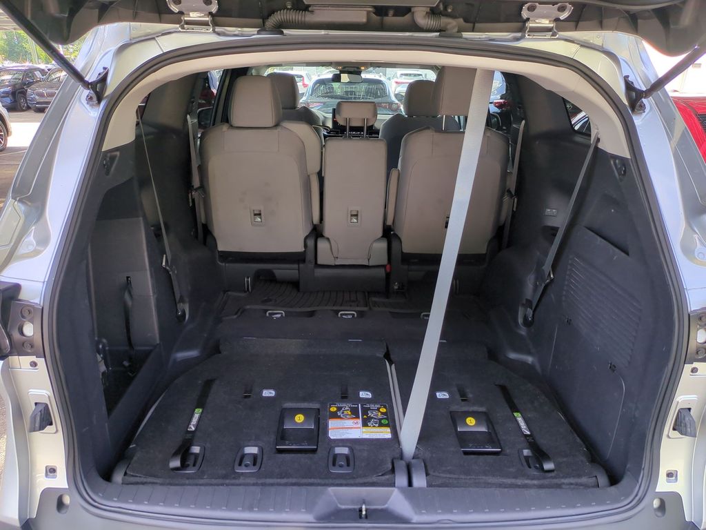 Used 2025 Toyota Sienna Van