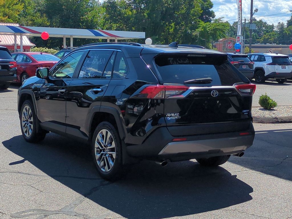 Used 2019 Toyota RAV4 SUV