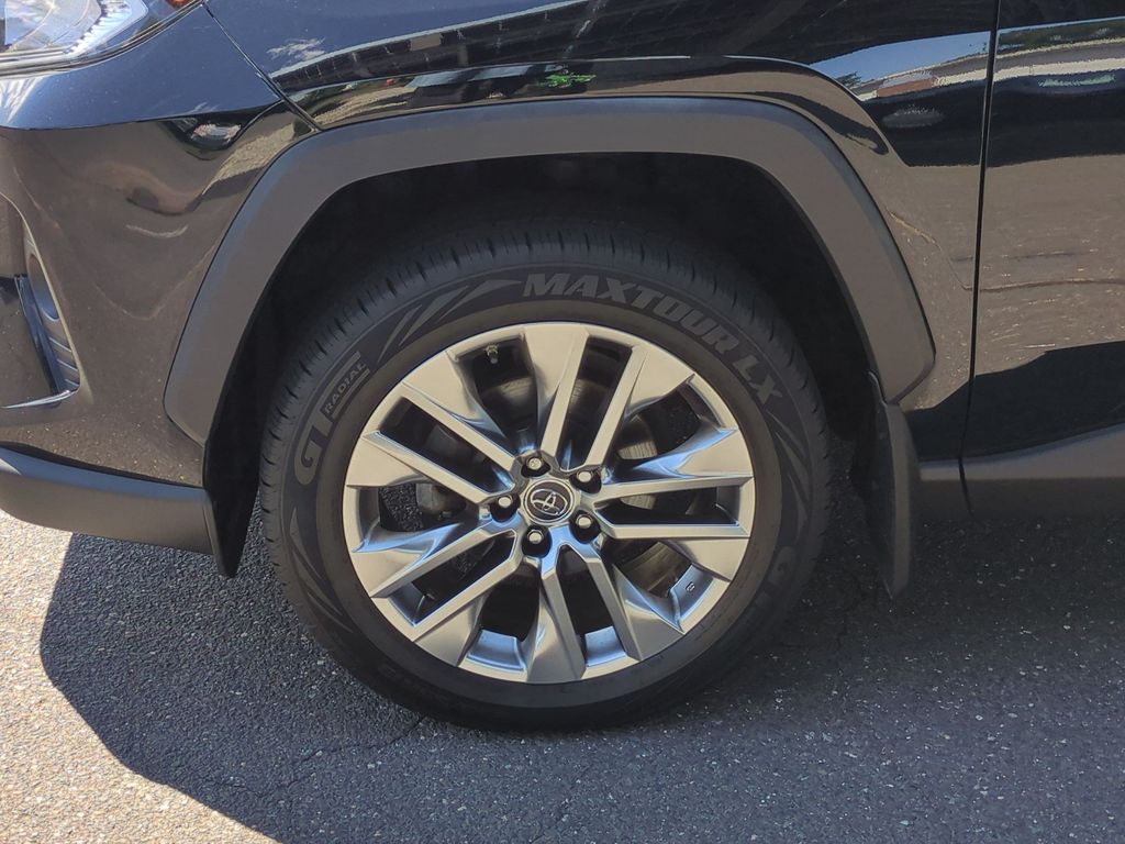 Used 2019 Toyota RAV4 SUV