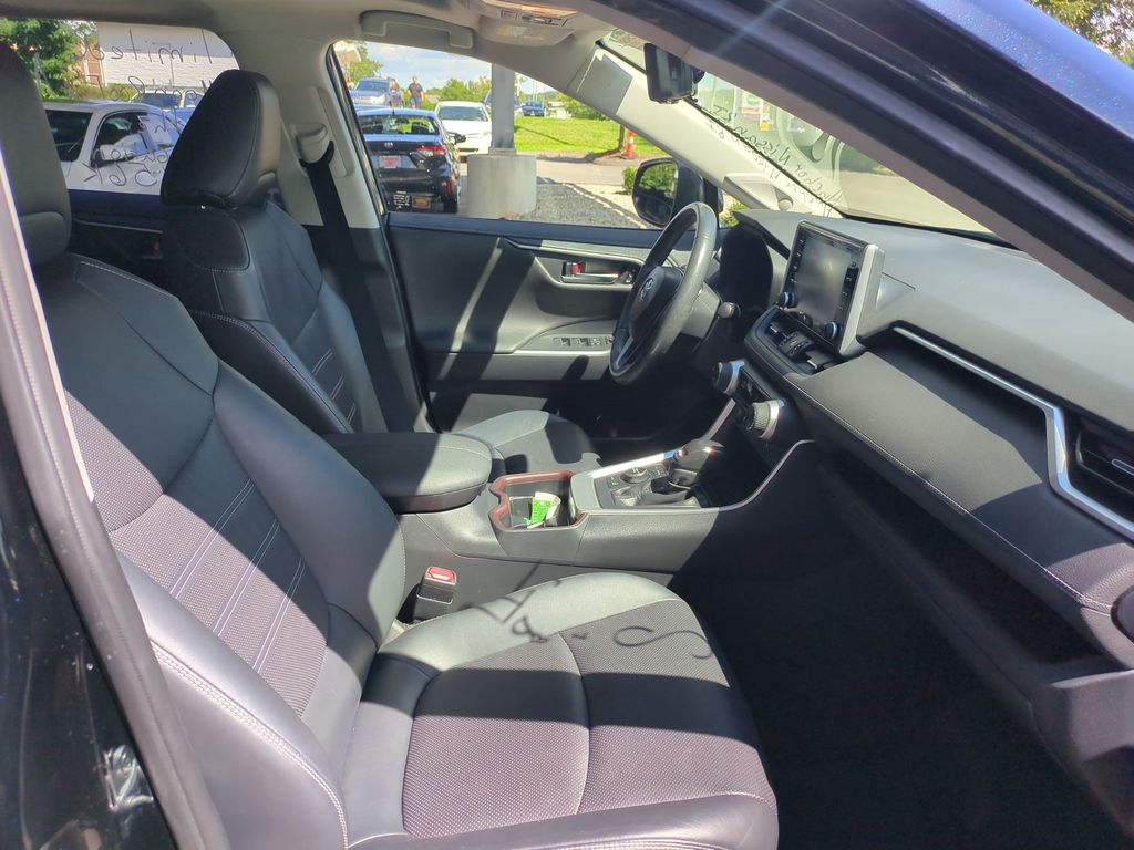 Used 2019 Toyota RAV4 SUV