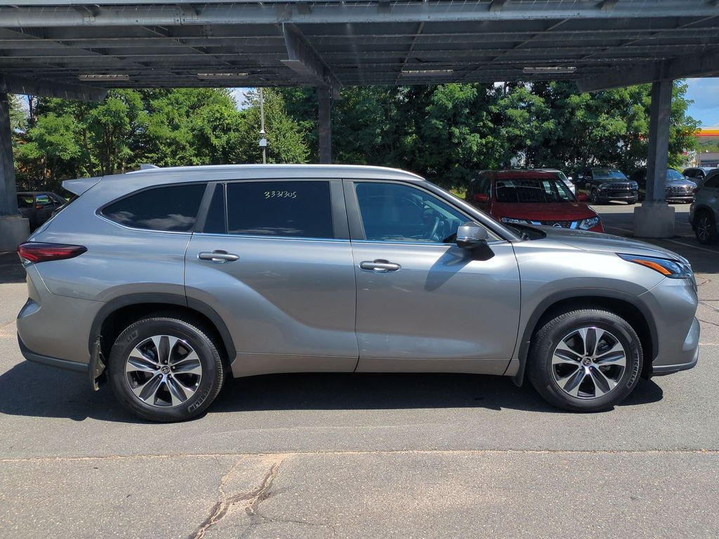 Used 2026 Toyota Highlander SUV