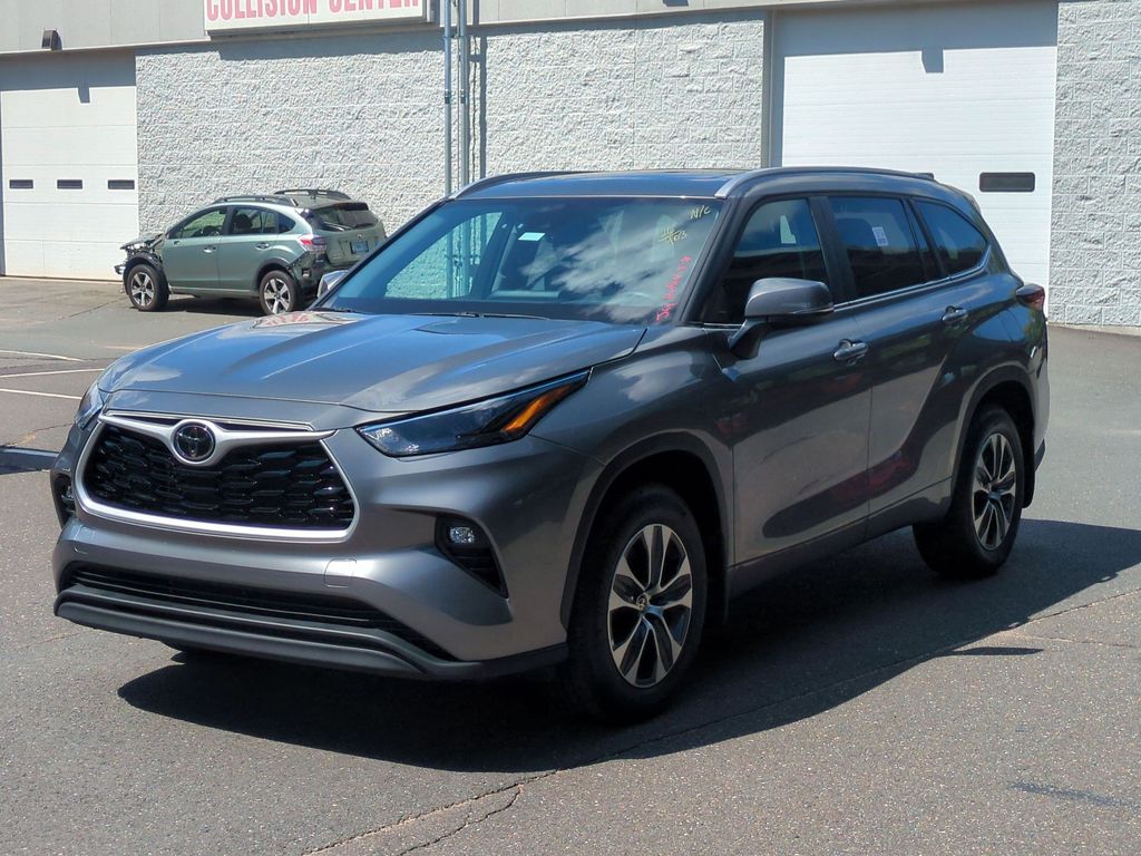 Used 2026 Toyota Highlander SUV