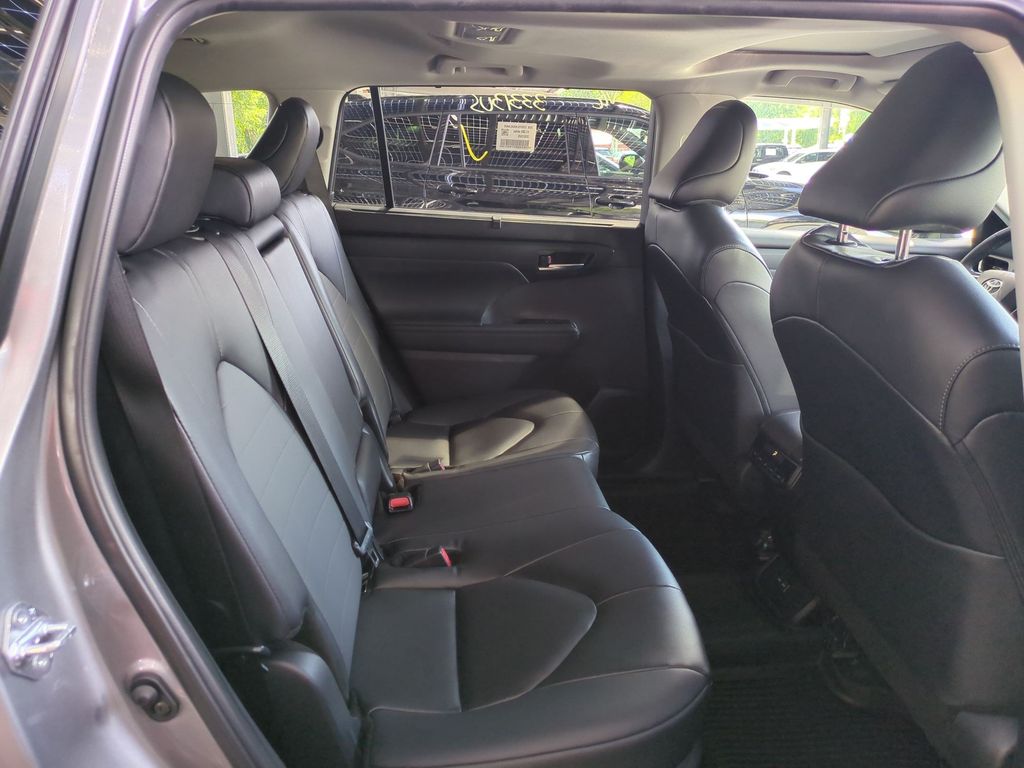 Used 2026 Toyota Highlander SUV