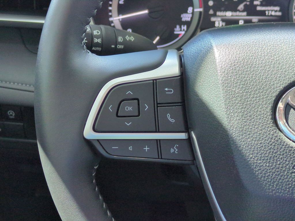 Used 2026 Toyota Highlander SUV