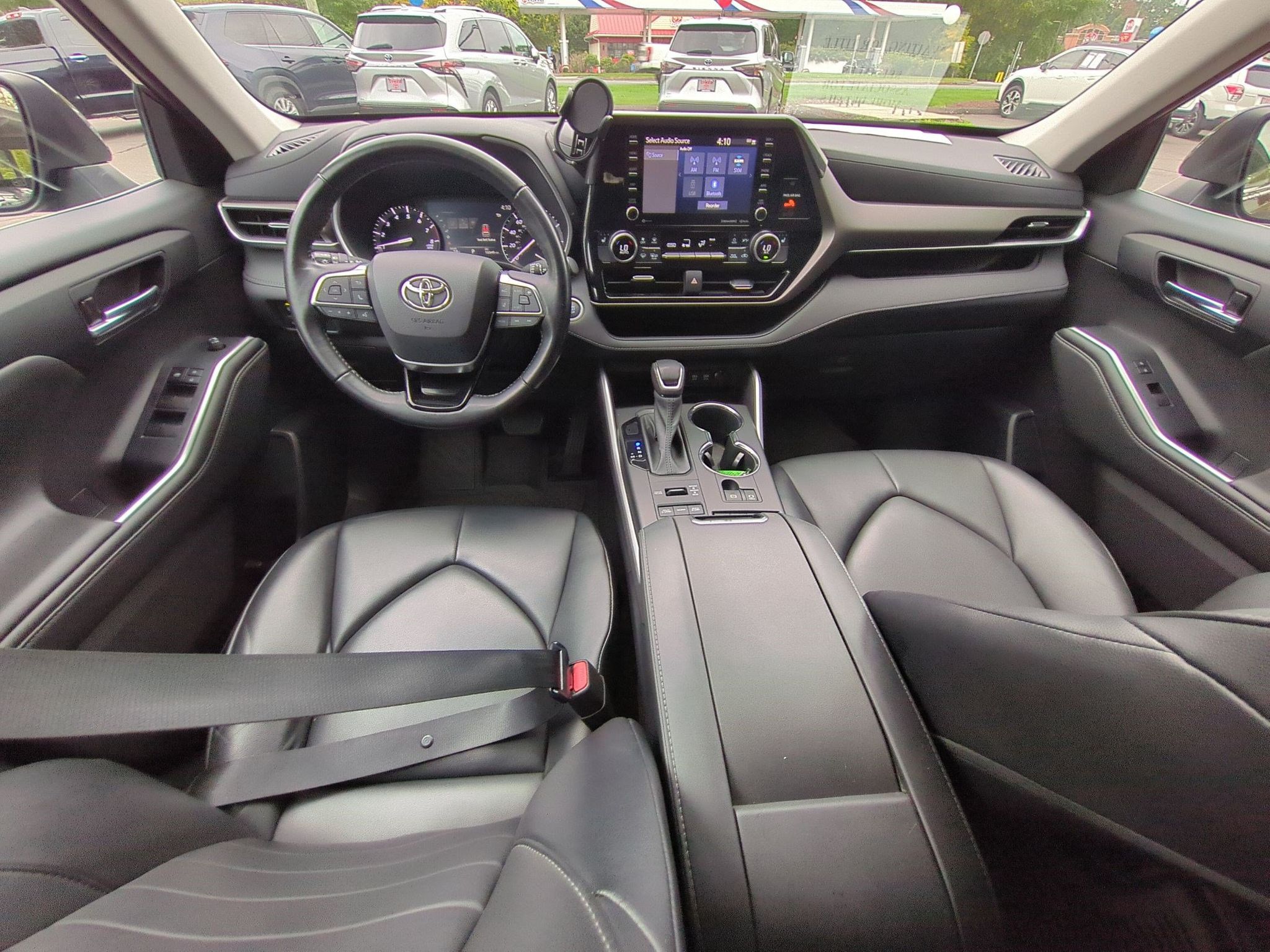 Used 2021 Toyota Highlander SUV