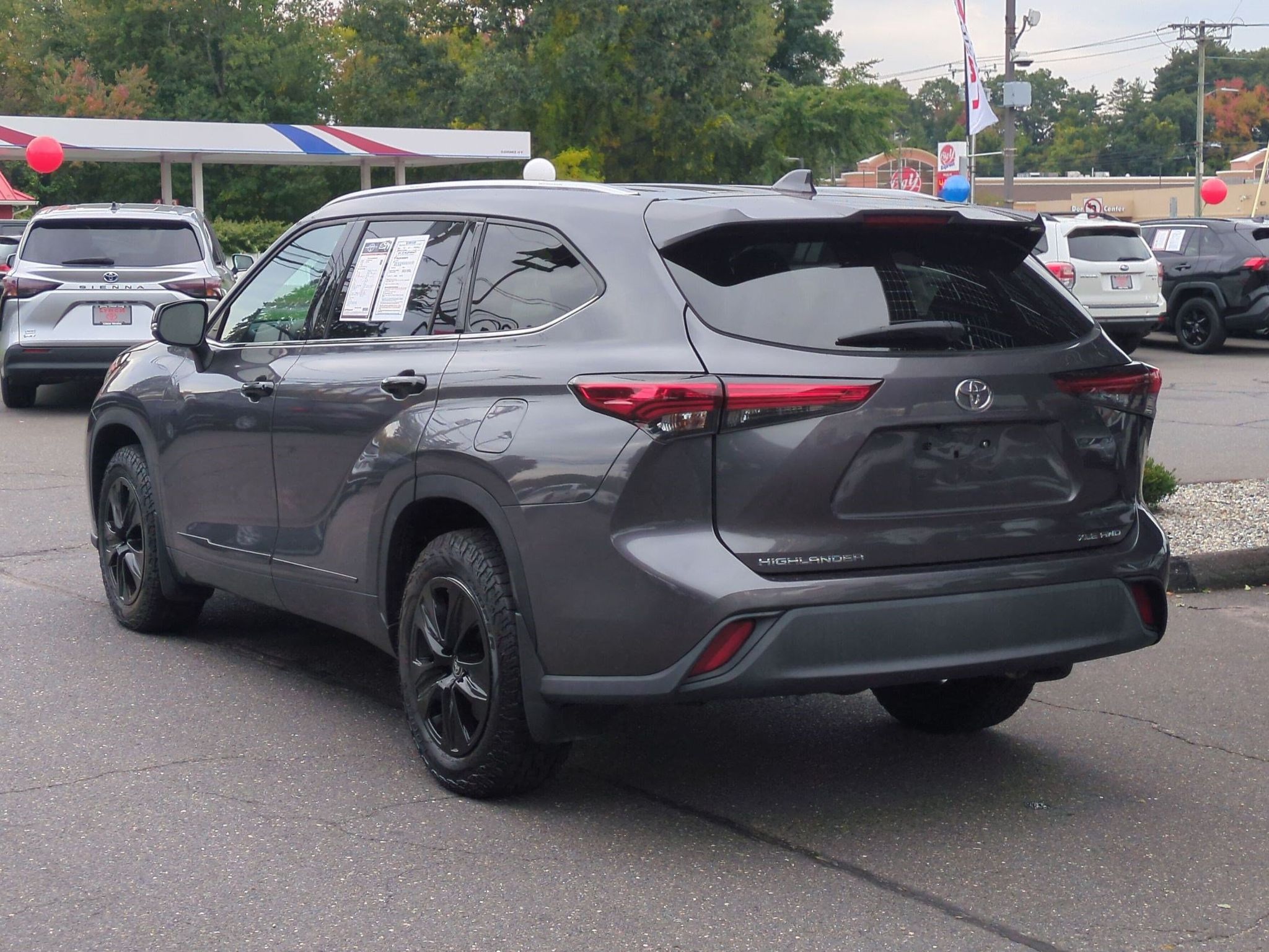 Used 2021 Toyota Highlander SUV