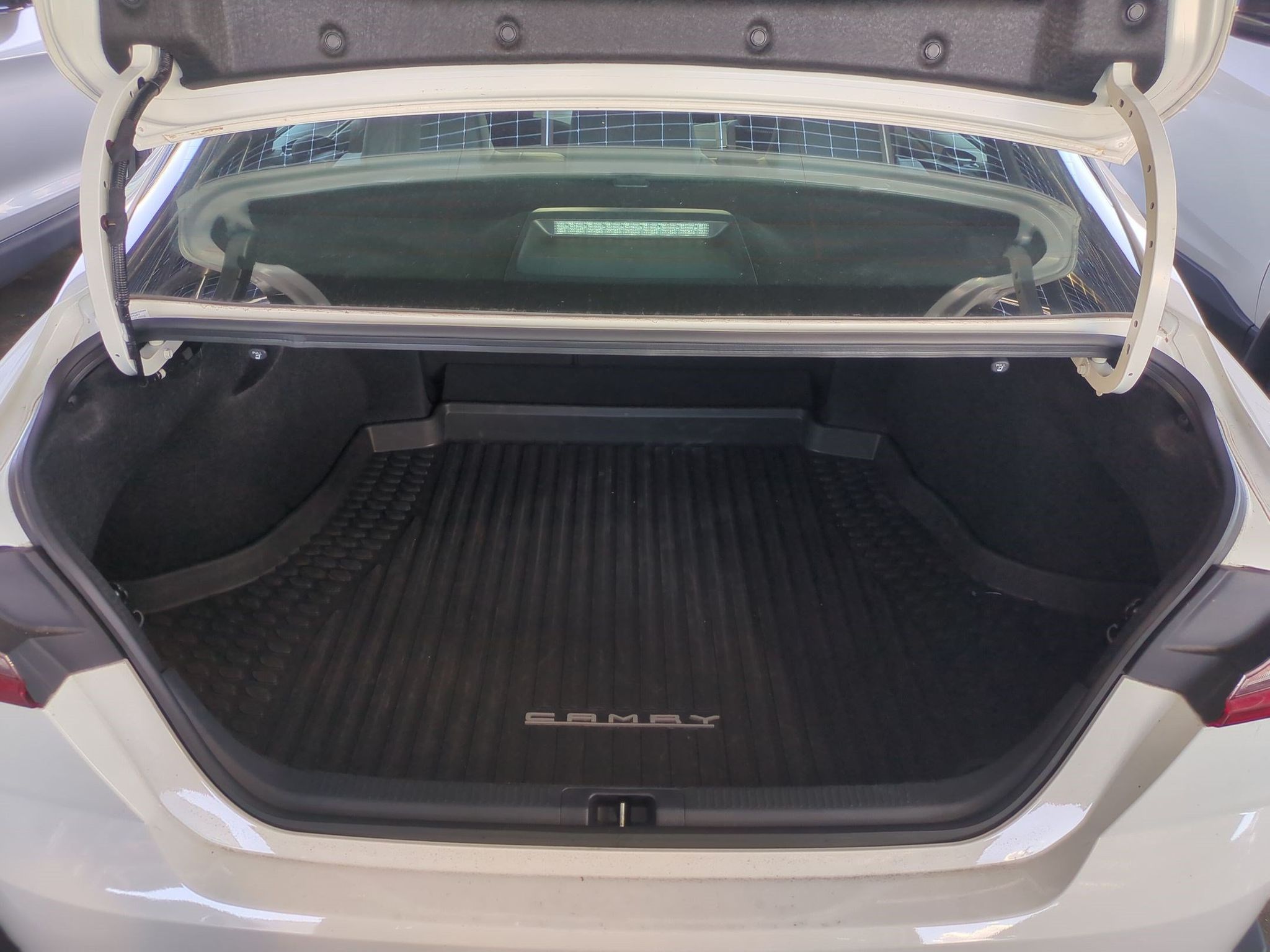 Used 2025 Toyota Camry Hybrid Sedan